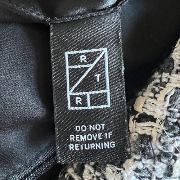 THEORY Sculpt U Shell Top – Size Medium – Excellent Condition – Retails … - Picture 10 of 10